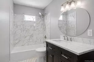 61 Griffin Dr, Mount Sinai, NY 11766 - Photo 10