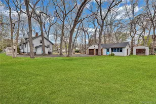 25 N Washington Ave, Centereach, NY 11720 - Photo 20