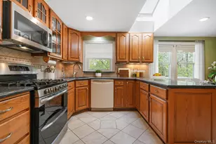 24 Overlook Rd, Ardsley, NY 10502 - Photo 10