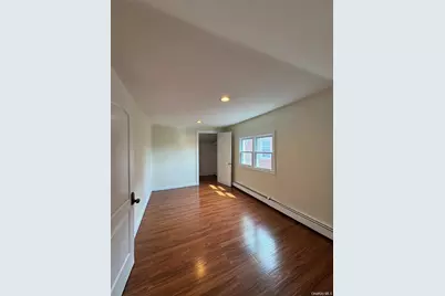 1361 Star Avenue, Elmont, NY 11003 - Photo 22