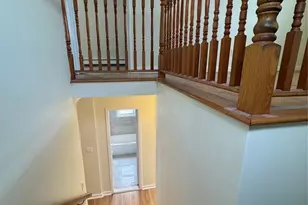 1361 Star Ave, Elmont, NY 11003 - Photo 26