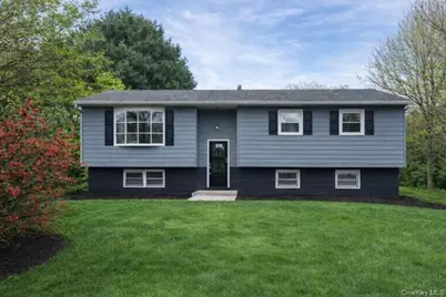 7 Jonathan Drive, Staatsburg, NY 12580 - Photo 2