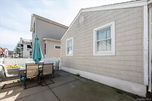 64 D Edgewater Park, Bronx, NY 10465 - Photo 2