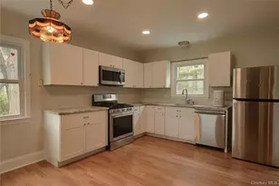 32 Burrow Dr, Highland Mills, NY 10930 - Photo 6
