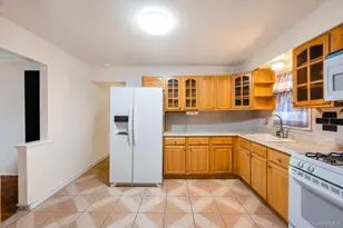 14 Cleaves Ave, Hempstead, NY 11550 - Photo 2