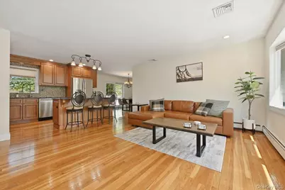 3 Layne Way, Northport, NY 11768 - Photo 6