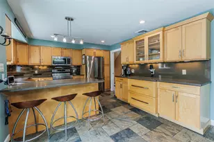 10 Irvinlee Pl, East Northport, NY 11731 - Photo 12
