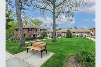 31U Madison Park Gardens #31U, Port Washington, NY 11050 - Photo 18