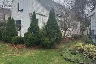 36 Salisbury Ave, Garden City, NY 11530 - Photo 44