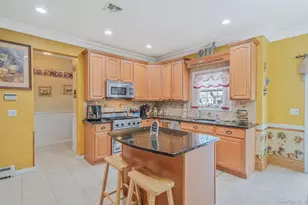9 Tuthill Creek Dr, Blue Point, NY 11772 - Photo 16
