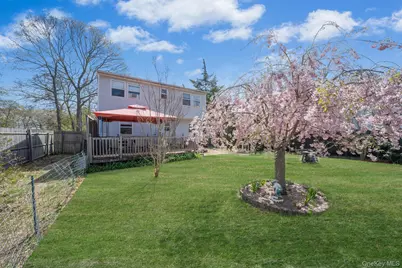 106 Holbrook Road, Centereach, NY 11720 - Photo 24