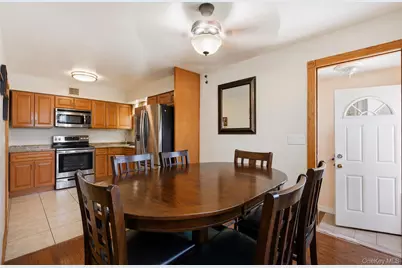 52 William Street, Brentwood, NY 11717 - Photo 6