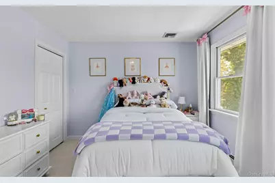 25 Bay 3rd Street, Islip, NY 11751 - Photo 18