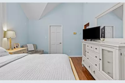 25 Bay 3rd Street, Islip, NY 11751 - Photo 14