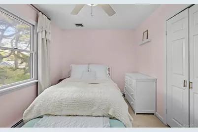 25 Bay 3rd Street, Islip, NY 11751 - Photo 20