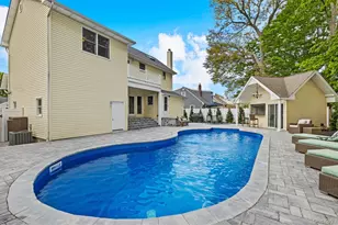 25 Bay 3rd St, Islip, NY 11751 - Photo 28