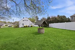 235 Twin Ln E, Wantagh, NY 11793 - Photo 26