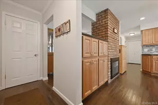 235 Twin Ln E, Wantagh, NY 11793 - Photo 6