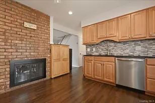 235 Twin Ln E, Wantagh, NY 11793 - Photo 8