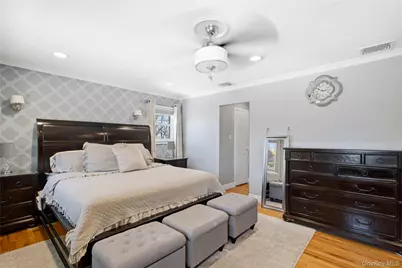 50 Abbot Road, Smithtown, NY 11787 - Photo 24
