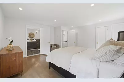 30 Rossmore Avenue, Bronxville, NY 10708 - Photo 24