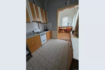 5427 Arnold Avenue, Maspeth, NY 11378 - Photo 12