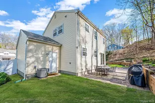 259 Spring Rd, Huntington, NY 11743 - Photo 28