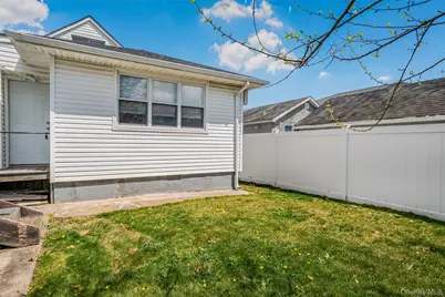 1445 Rosser Avenue, Elmont, NY 11003 - Photo 6
