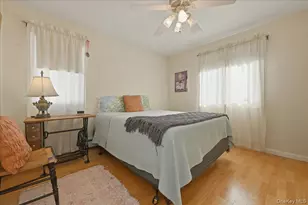 45 Horn Ln, Levittown, NY 11756 - Photo 26
