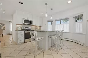45 Horn Ln, Levittown, NY 11756 - Photo 8