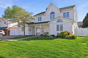 45 Horn Ln, Levittown, NY 11756 - Photo 2