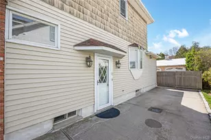 1018 Cottage Pl, Baldwin, NY 11510 - Photo 24