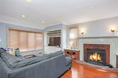 1018 Cottage Place, Baldwin, NY 11510 - Photo 4