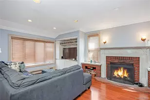 1018 Cottage Pl, Baldwin, NY 11510 - Photo 4