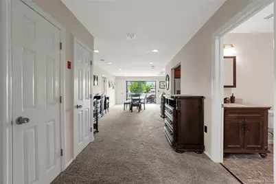 41 Cambridge Drive W, Copiague, NY 11726 - Photo 2