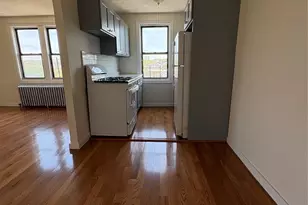 30 Locust Hill Ave, Yonkers, NY 10701 - Photo 6