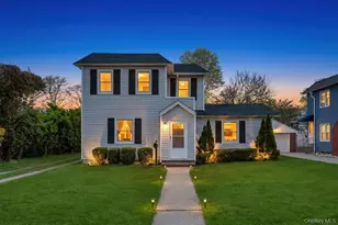 577 Lowell St, Westbury, NY 11590 - Photo 44