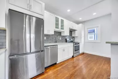 577 Lowell Street, Westbury, NY 11590 - Photo 14