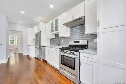 577 Lowell Street, Westbury, NY 11590 - Photo 12