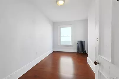 32-25 30th Street, Astoria, NY 11106 - Photo 14