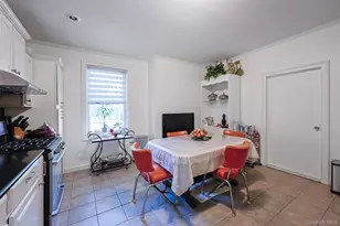 32-25 30th St, Astoria, NY 11106 - Photo 10