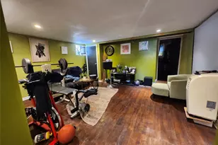 104-29 214th St, Queens Village, NY 11429 - Photo 24