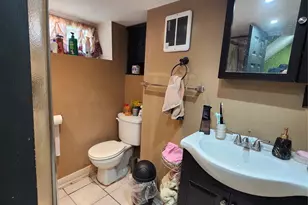 104-29 214th St, Queens Village, NY 11429 - Photo 22