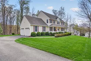 3830 Cranberry Ln, Shrub Oak, NY 10588 - Photo 4