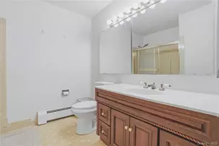 198 Doxbury Ln, Suffern, NY 10901 - Photo 16