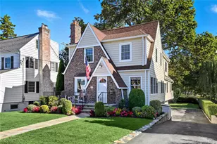 417 Wagner Ave, Mamaroneck, NY 10543 - Photo 2