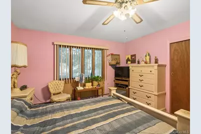 1241 Terry Road, Ronkonkoma, NY 11779 - Photo 28