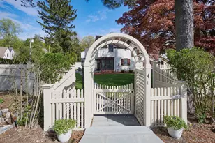 4 Glenwolde Park, Tarrytown, NY 10591 - Photo 2