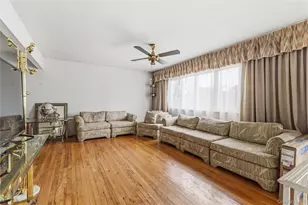 112-14 180th St, Addisleigh Park, NY 11433 - Photo 6