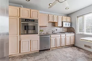 112-14 180th St, Addisleigh Park, NY 11433 - Photo 8